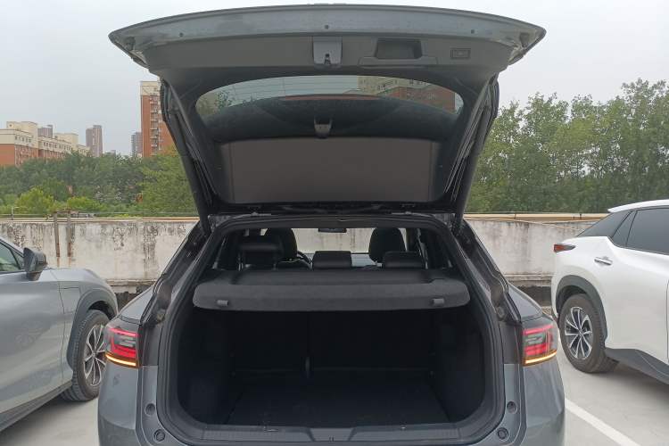 Used Volkswagen ID.4 X 2021 Pro Smart Long-Range Edition