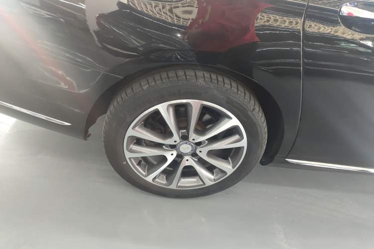 Used Mercedes-Benz E-Class 2016 E 200 L