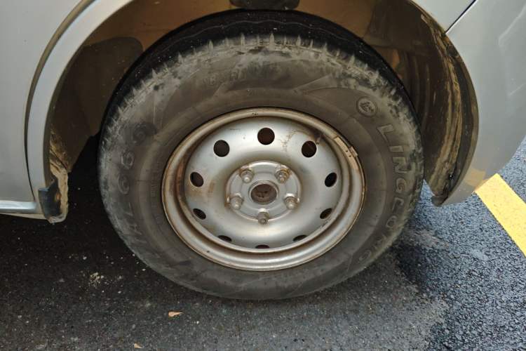 Used CHANGAN KAICHENG Ruixing M80 2018 1.5L Base Model Van Semi-Blind Window Flat Roof Rear-Hinged Doors 4G15S
