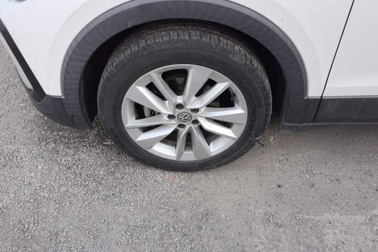 Used Volkswagen T-Cross 2019 1.5L Automatic Comfort Edition Left Front Wheel Hub