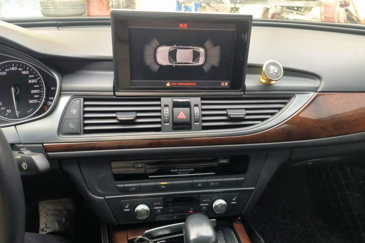 Used Audi A6L New Energy 2018 40 e-tron Audio And AC Panel