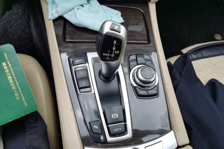 Used BMW 7 Series 2009 740Li Leading Model Gear Lever