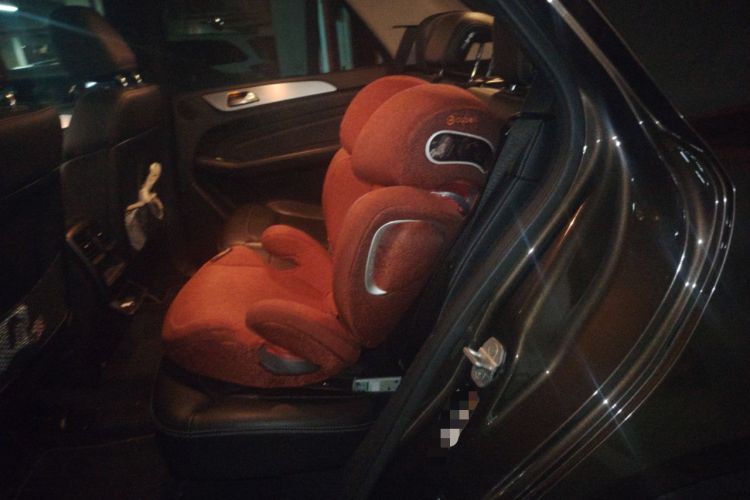 Used Mercedes-Benz M-Class 2015 ML 320 4MATIC Left Rear Seat