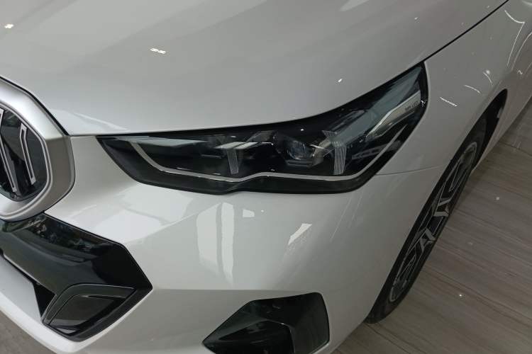 Used BMW i5 2025 eDrive 35L M Sport Package
