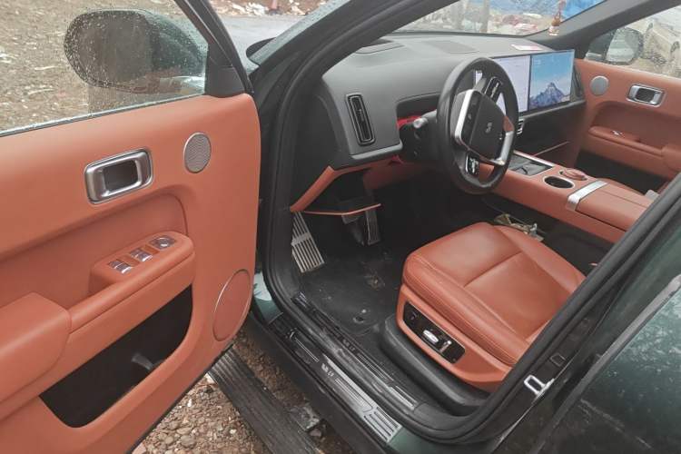 Used Li Auto L9 2022 Max model
