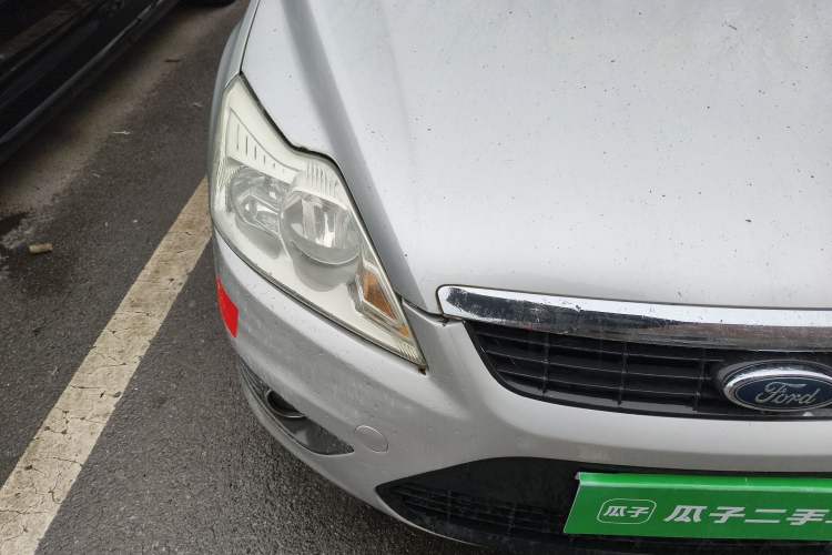 Used Ford Focus 2011 Sedan 1.8L Automatic Fashion Edition
