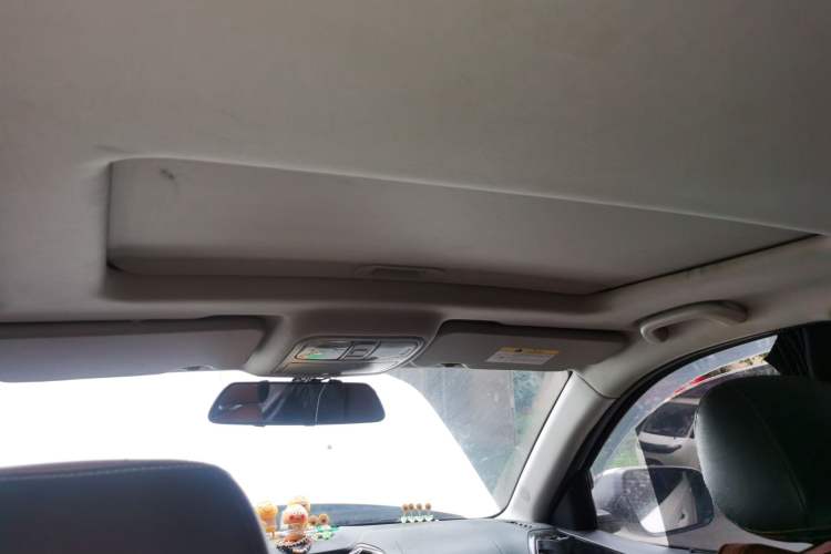 Used CHANGAN OSHAN CX70 2018 Revised Version 1.6L Manual Prestige Edition