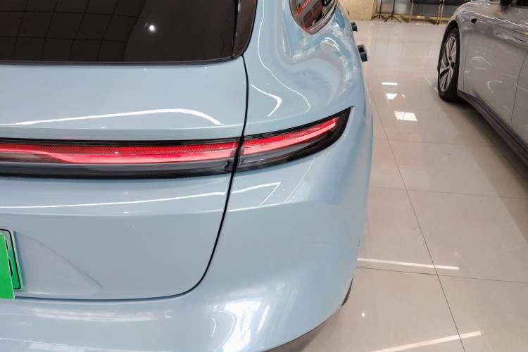 Used Nio ET5T 2023 75 kWh Touring