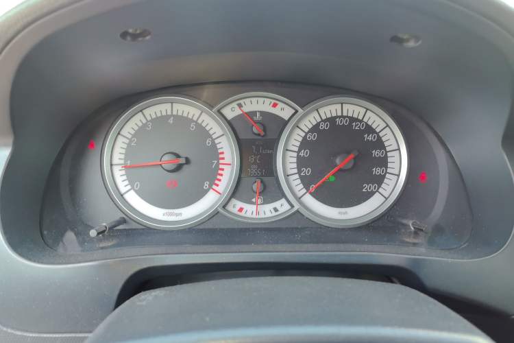 Used Suzuki Liana A6 2015 Hatchback 1.4L Manual Ideal Model Odometer Close Up