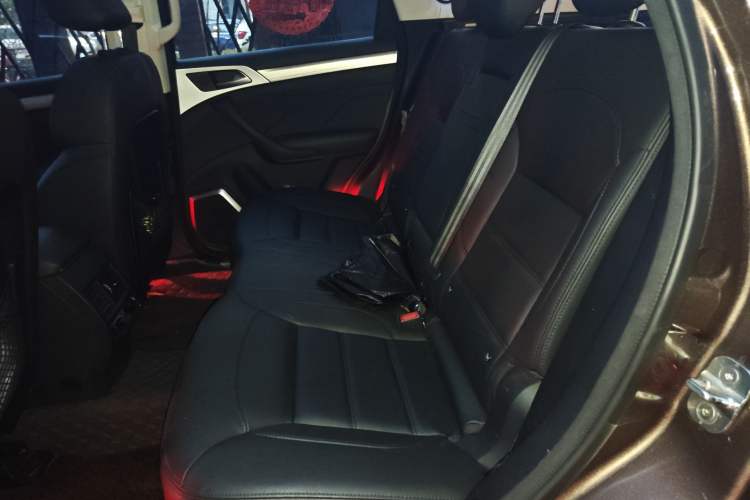 Used Haval H7 2016 Blue-Label H7 2.0T Automatic Luxury Model
