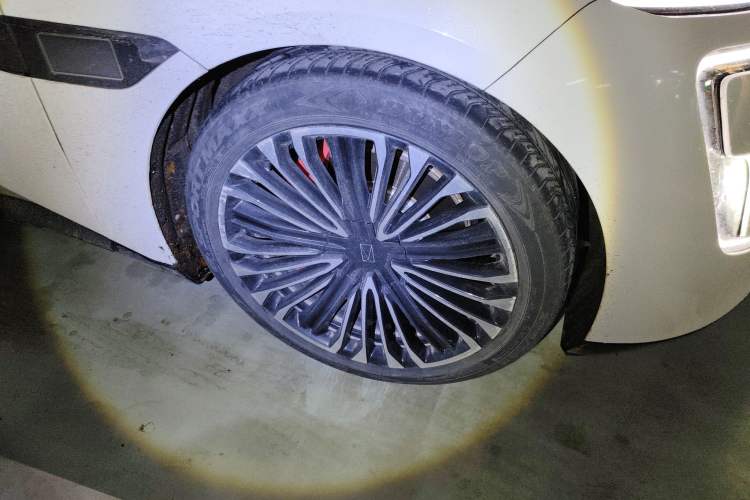 Used Avatr 12 2024 Updated Version 700 Three-Laser Rear-Wheel Drive Luxury Edition
