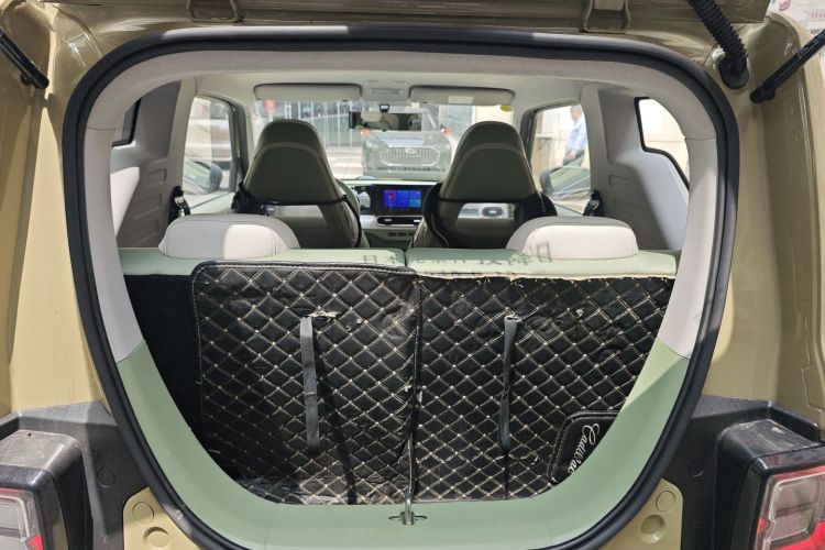 Used Geely Galaxy Panda 2025 210km Panda Rider Trunk