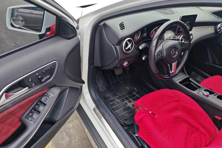 Used Mercedes-Benz GLA 2016 GLA 200 Fashion Model