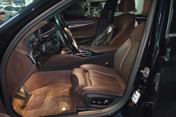 Used BMW 5 Series 2021 530Li Luxury Edition M Sport Package Left Front Seat