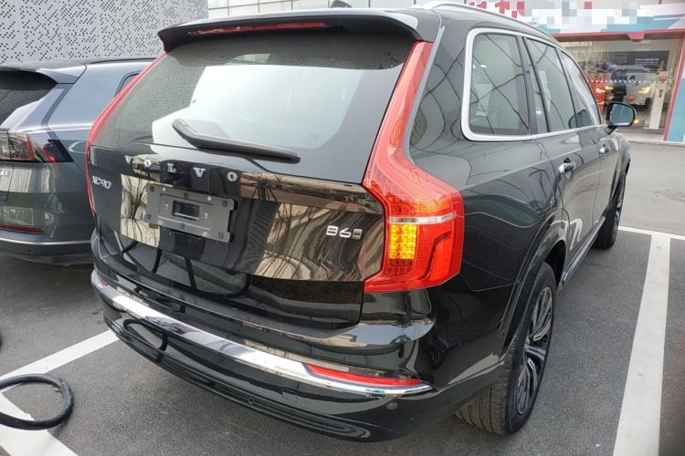 Used Volvo XC90 2023 B6 Zhiya Luxury 7-Seater
