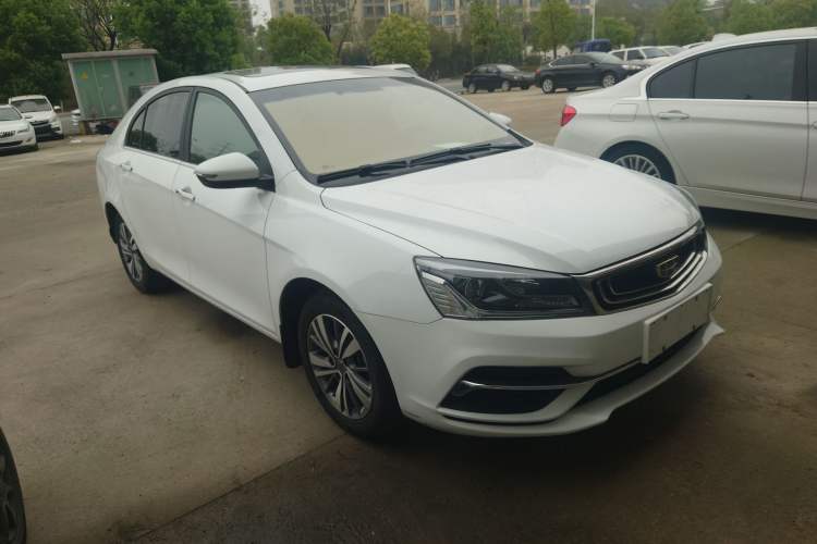 Used Geely Auto Emgrand 2018 1.5L CVT Upward Connect Edition Front Right 45 Deg