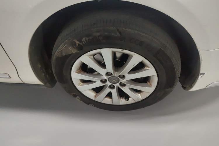 Used Citroen C5 2014 2.0L Automatic Luxury Edition Right Front Wheel Hub
