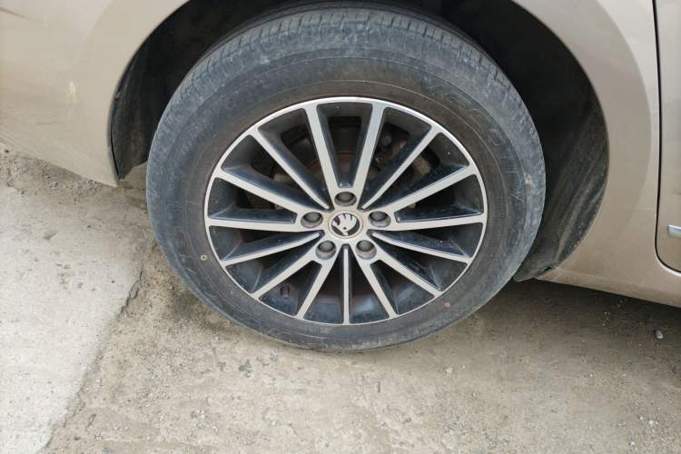 Used Skoda Octavia 2019 TSI230 DSG SmartDrive Luxury Edition China VI