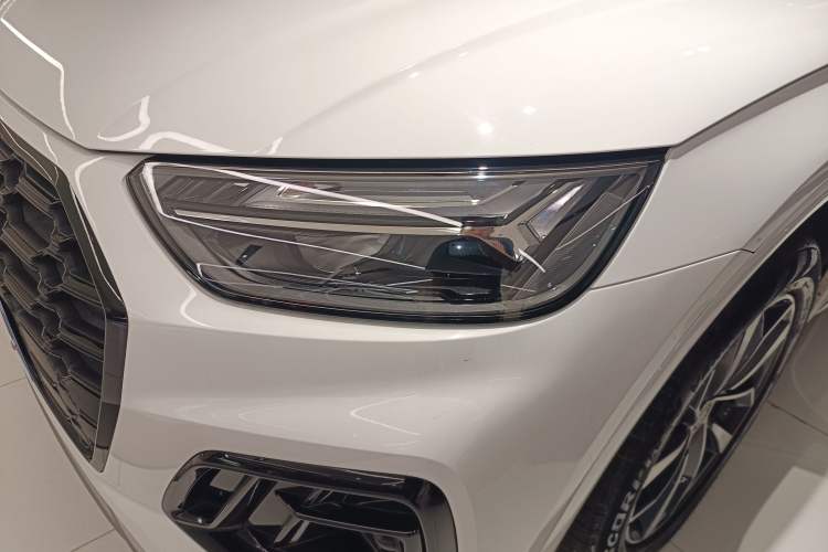 Used Audi Q5L 2023 40T Luxury Dynamic Model Left Front Headlight