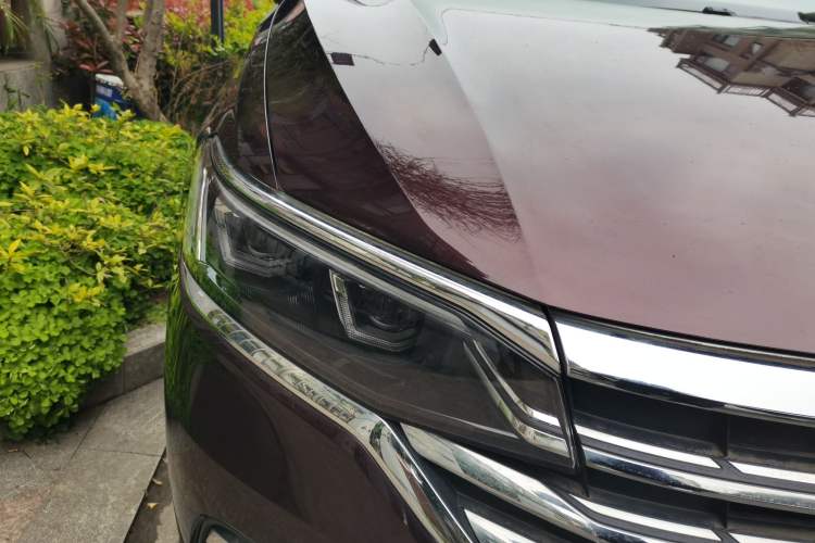 Used Volkswagen Viloran 2022 380TSI Prestige Edition Right Front Headlight