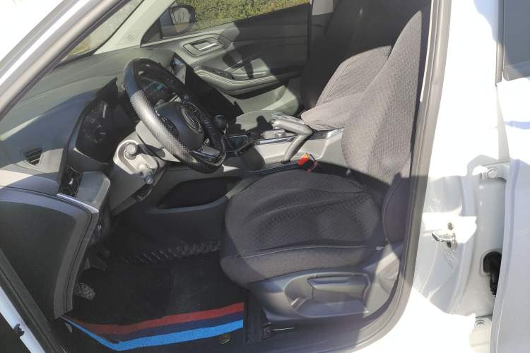 Used MG 5 2023 180 DVVT Manual Fashion Edition
