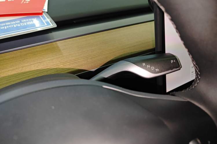 Used Tesla Model Y 2022 Rear-Wheel-Drive Version Gear Lever