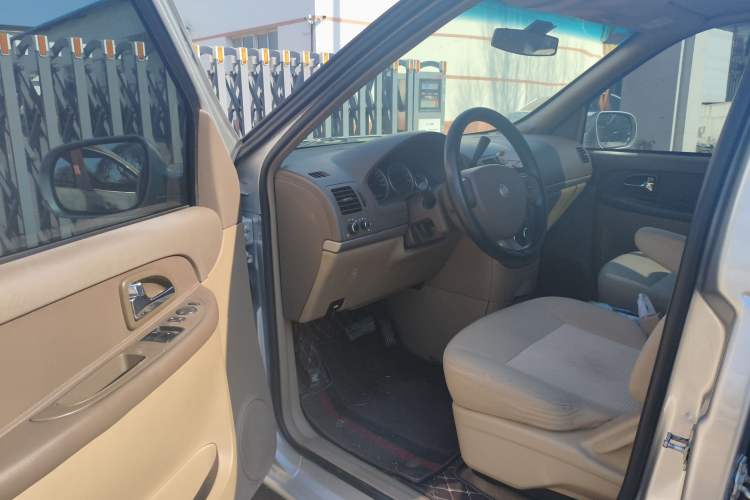 Used Buick GL8 2014 2.4L Classic Edition