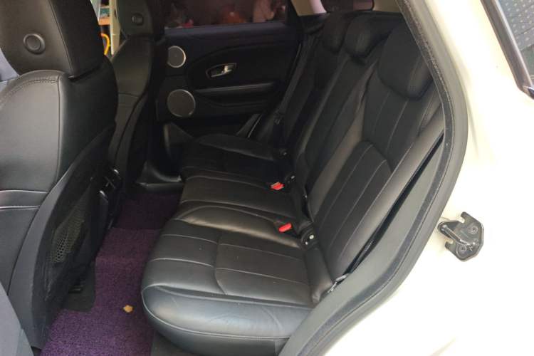 Used Land Rover Range Evoque 2016 2.0T PURE Style Edition Left Rear Seat