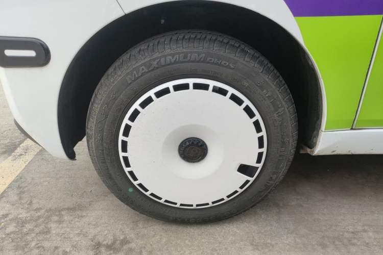 Used Chery QQ Ice Cream 2024 Edition Youth Version 205km Sundae Left Front Wheel Hub