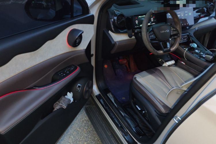 Used BYD Frigate 07 2023 DM-i 205KM Flagship Model