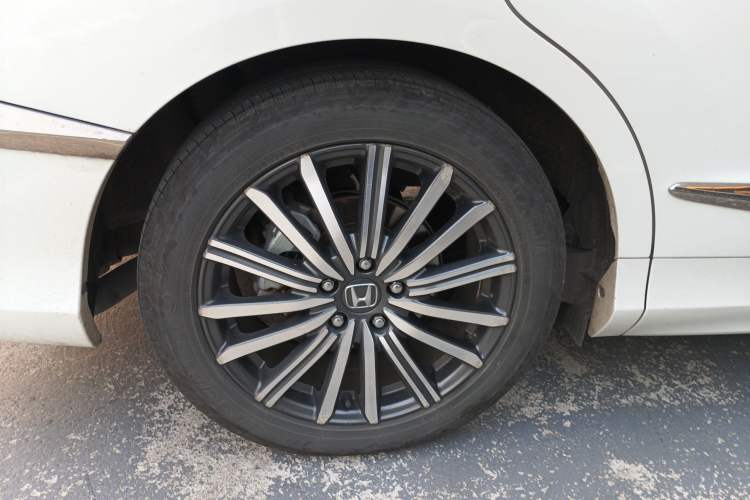 Used Honda Elysion 2022 2.0L eHEV Luxury First Edition
