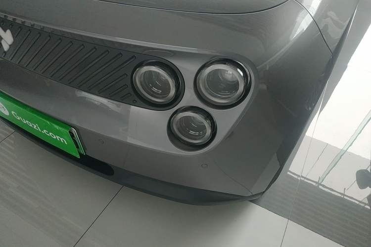 Used firefly 2025 Illuminated Edition
