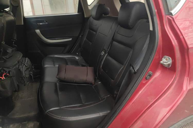 Used CHANGAN CS35 2015 1.6L Automatic Prestige Model China IV Standard
