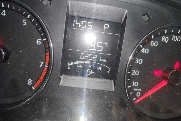 Used Volkswagen Polo 2016 1.6L Automatic Comfort Model
