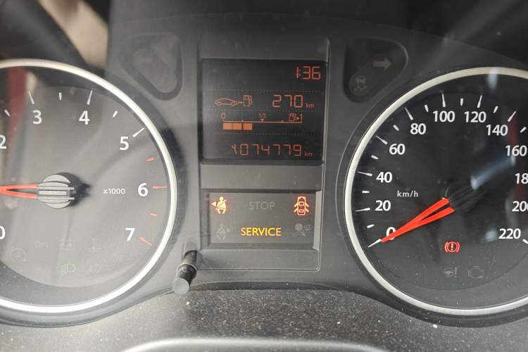 Used Dongfeng Aeolus L60 2015 1.8L Manual New Enjoyment Version