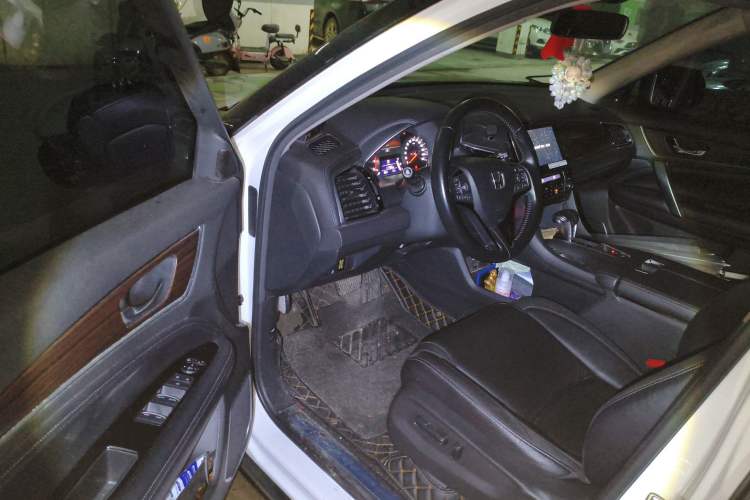 Used Honda Avancier 2017 240TURBO Two-Wheel Drive Luxury Edition
