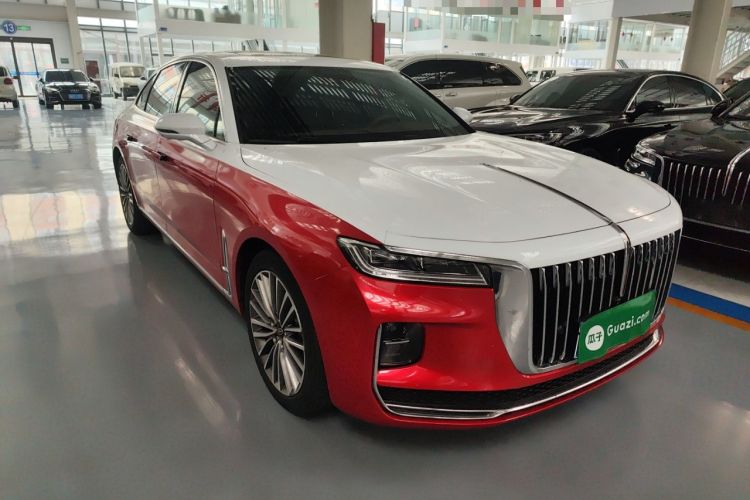 Used Hongqi H9 2022 2.0T Smart Connect Flagship Edition Front Right 45 Deg