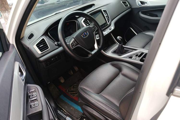 Used Geely Auto Vision X6 2018 1.8L Manual 4G Connect Luxury Edition Driver Seat