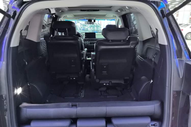 Used Honda Elysion 2022 2.0L eHEV Luxury Edition