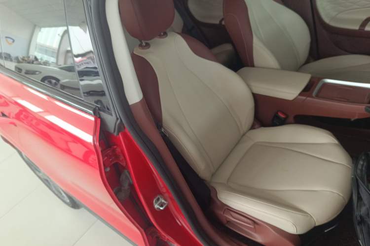 Used Dongfeng NAMMI 01 2024 New Edition 430 Plus Smart+ Right Front Seat