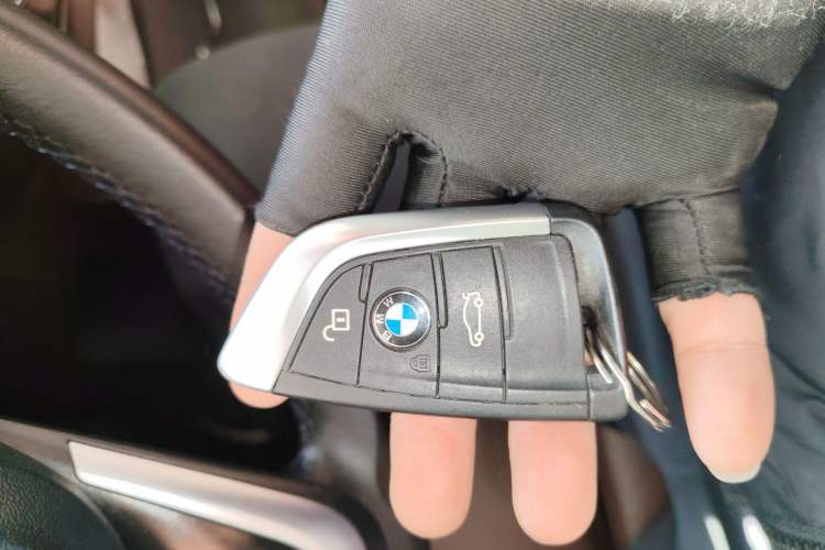 Used BMW X1 2016 sDrive18Li Luxury Model
