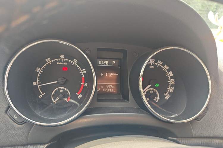 Used Skoda Yeti 2016 1.4TSI DSG Advanced Edition Instrument Cluster