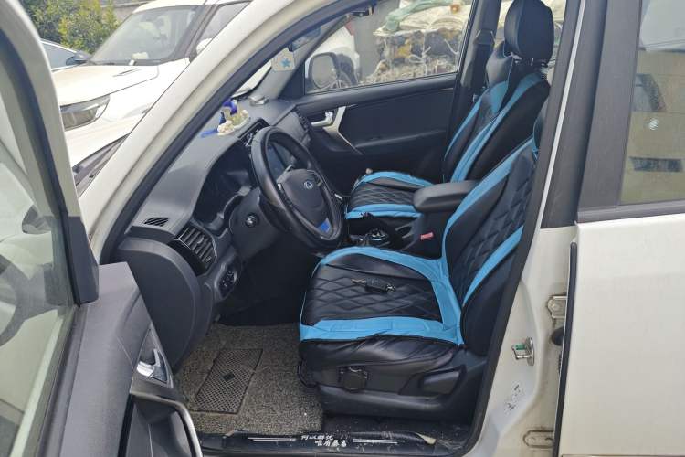 Used Chery Tiggo 3 2016 1.6L Manual ZhiShang Edition Left Front Seat