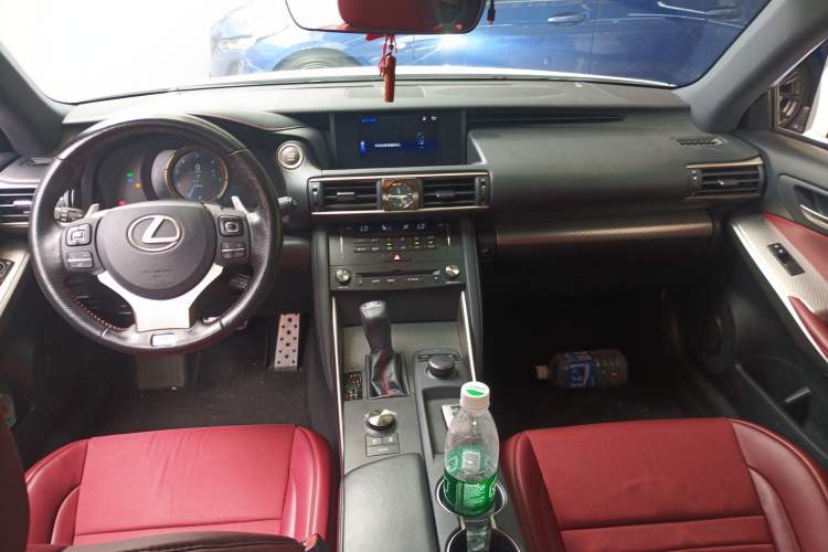 Used Lexus IS 2017 300 F SPORT Edition Center Console