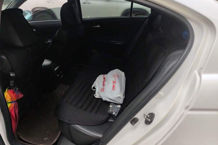 Used Honda Accord 2012 2.0L SE Left Rear Seat