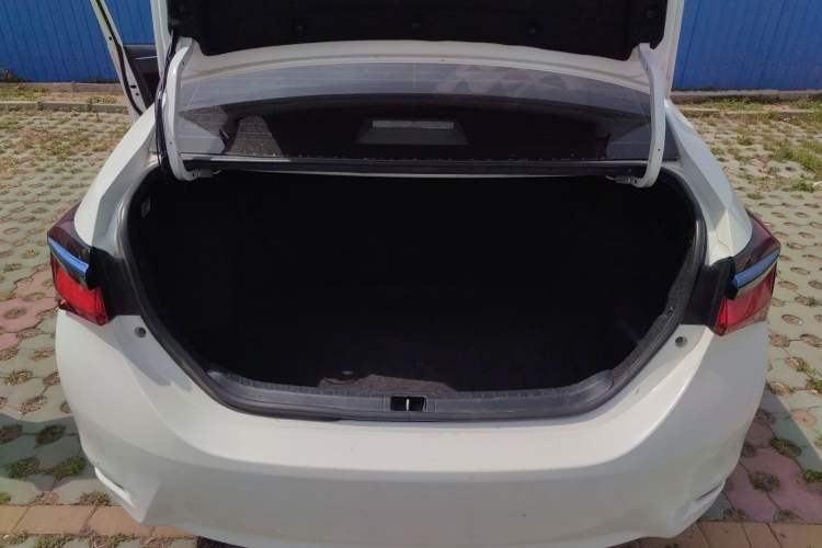 Used Toyota Corolla Hybrid E+ 2019 1.8L E-CVT Leading Edition Trunk