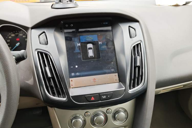 Used Ford Focus 2012 Sedan 1.6L Automatic Comfort Model