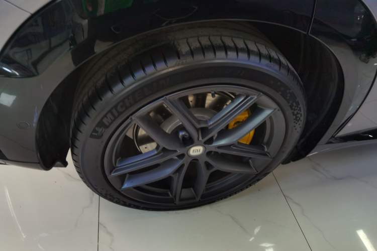 Used Xiaomi Auto YU7 2025 Ultra-Long Range High-Performance All-Wheel-Drive Max Edition
