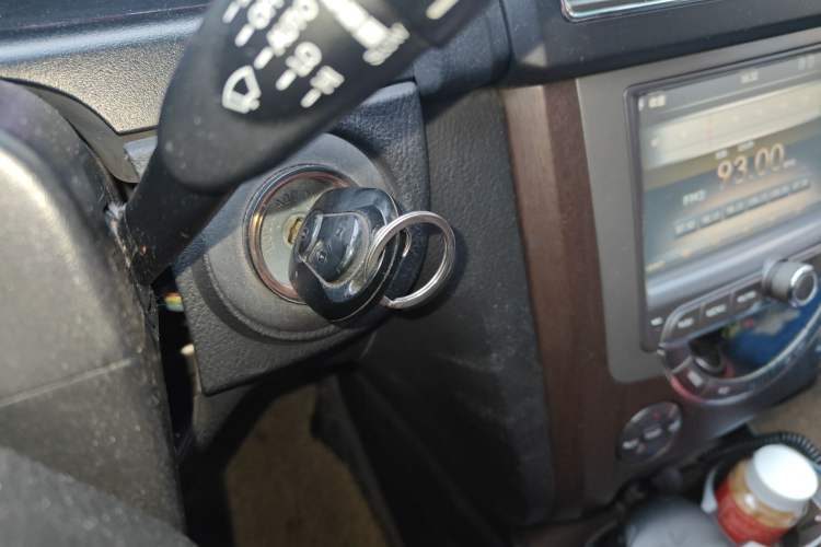 Used SsangYong Rexton W 2014 2.0T Four-Wheel Drive Luxury Navigation Version with 5 Seats