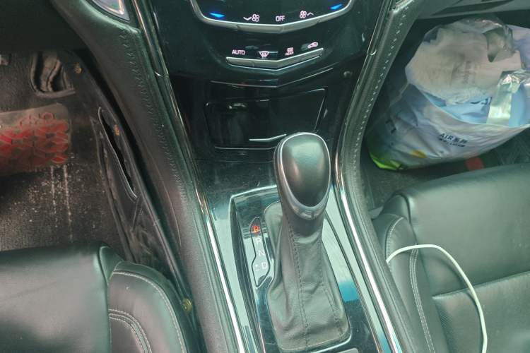 Used Cadillac ATS-L 2016 28T Fashion Edition Gear Lever